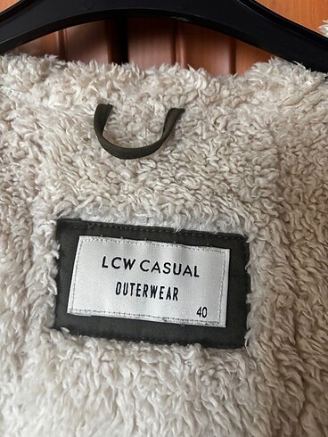 Kalın tüylü haki mont parka - Görsel 5