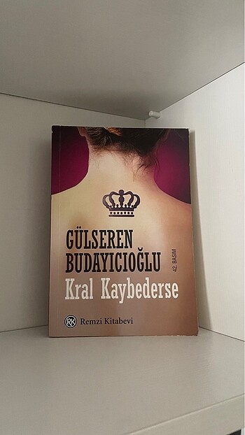 Çok güzel bir kitap.384 sayfa