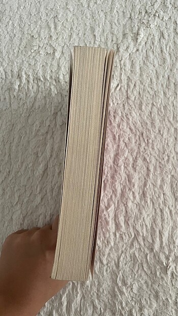  Beden Çok güzel bir kitap.384 sayfa