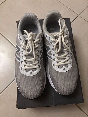 New Balance Kadın Koşu Ayakkabısı