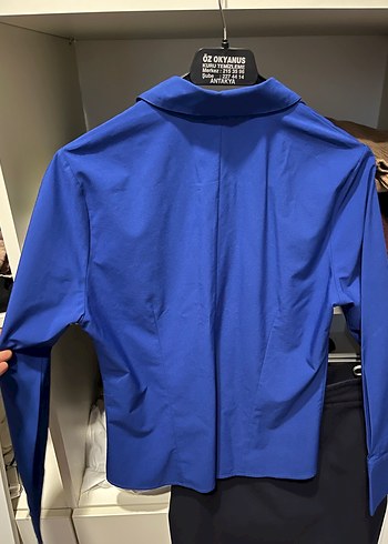 Mavi Düğmeli Uzun Kollu Kadın Gömlek - Görsel 3