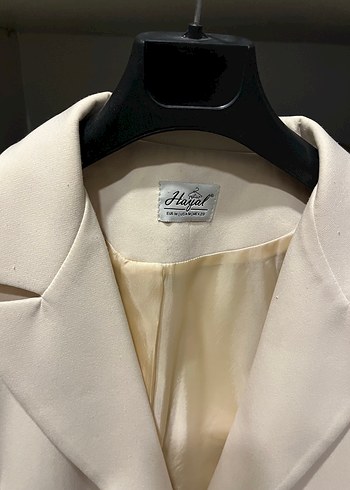 Düğmeli Kısa Beyaz Kadın Blazer Ceket - Görsel 2