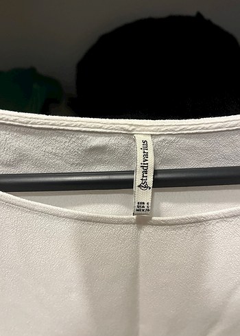 Beyaz Kısa Kollu Basic Keten Bluz - Görsel 2