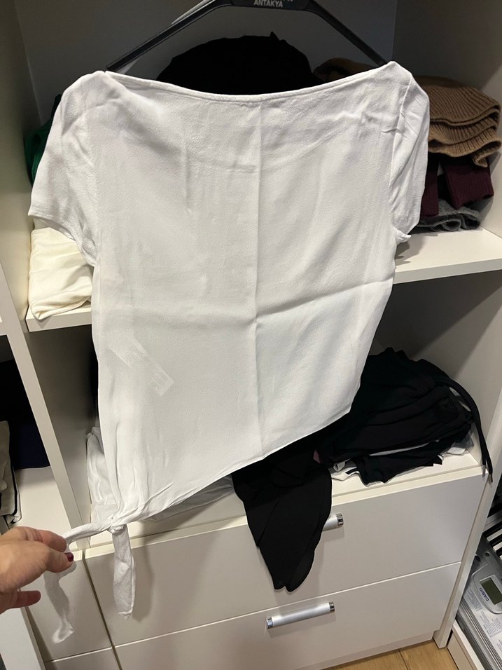 Beyaz Kısa Kollu Basic Keten Bluz - Görsel 3