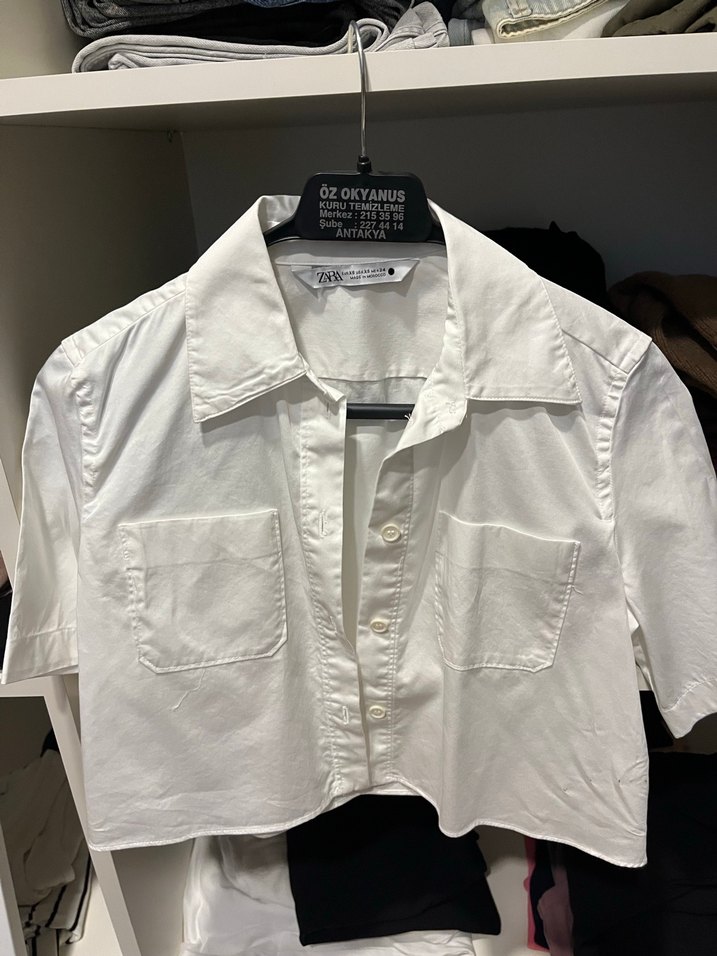 Beyaz Kısa Kollu Düğmeli Kadın Gömlek - Görsel 3