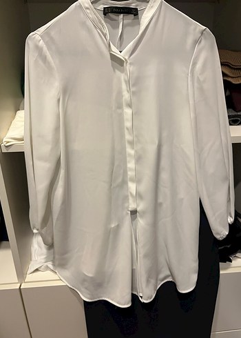 Kadın Beyaz Uzun Kollu V Yaka Gömlek - Görsel 4