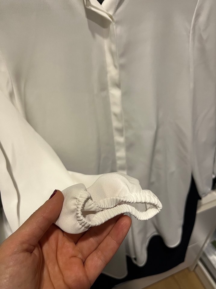 Kadın Beyaz Uzun Kollu V Yaka Gömlek - Görsel 5