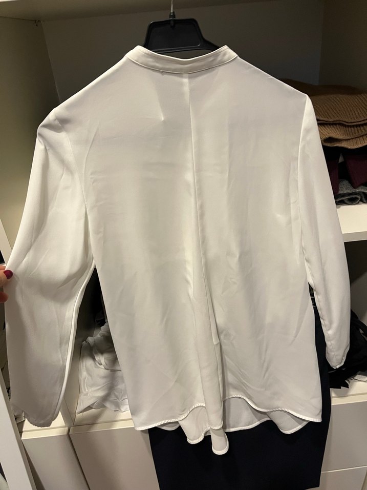 Kadın Beyaz Uzun Kollu V Yaka Gömlek - Görsel 3