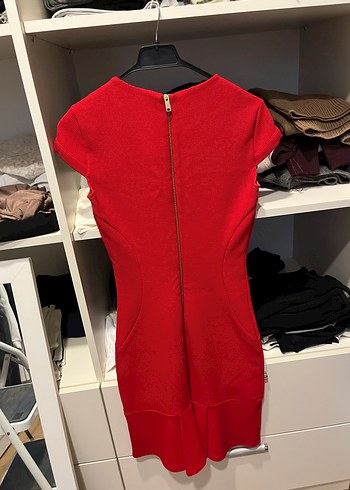 Kısa Kollu Kırmızı Midi Triko Elbise - Görsel 3