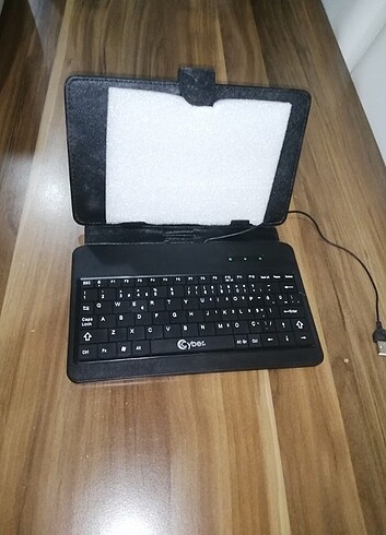 Cyber pd_047 klavyeli tablet kılıfı 