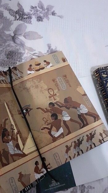  Beden Renk Ay Düğümü ve Amenta Ephesus Yayınları