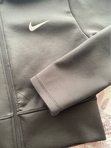 s Beden siyah Renk Nike ceket