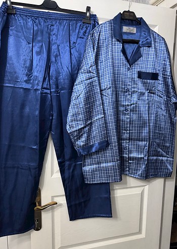 Kadın Mavi Saten Pijama Takımı - Görsel 3