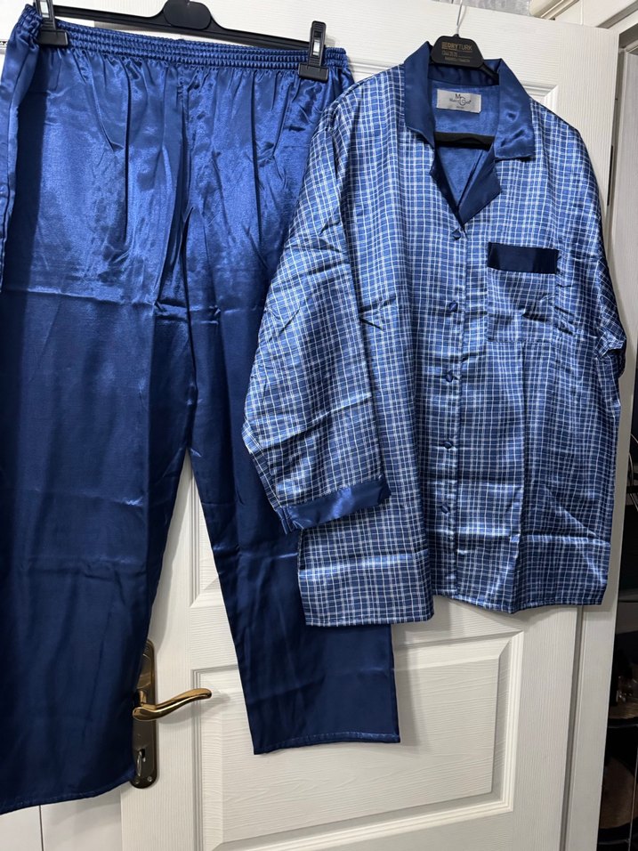 Kadın Mavi Saten Pijama Takımı - Görsel 3