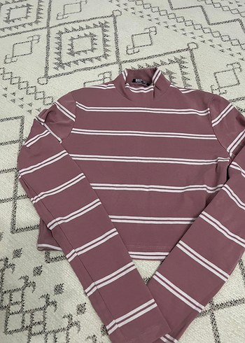PembeÇizgili Boğazlı Kadın Crop