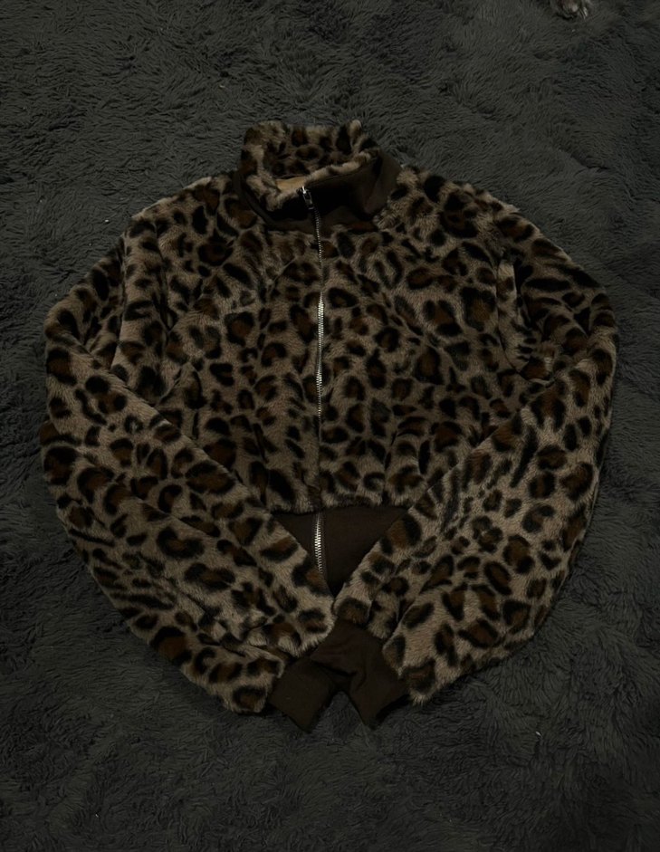 Crop Leopar Desenli Kadın Kürk Ceket - Görsel 2