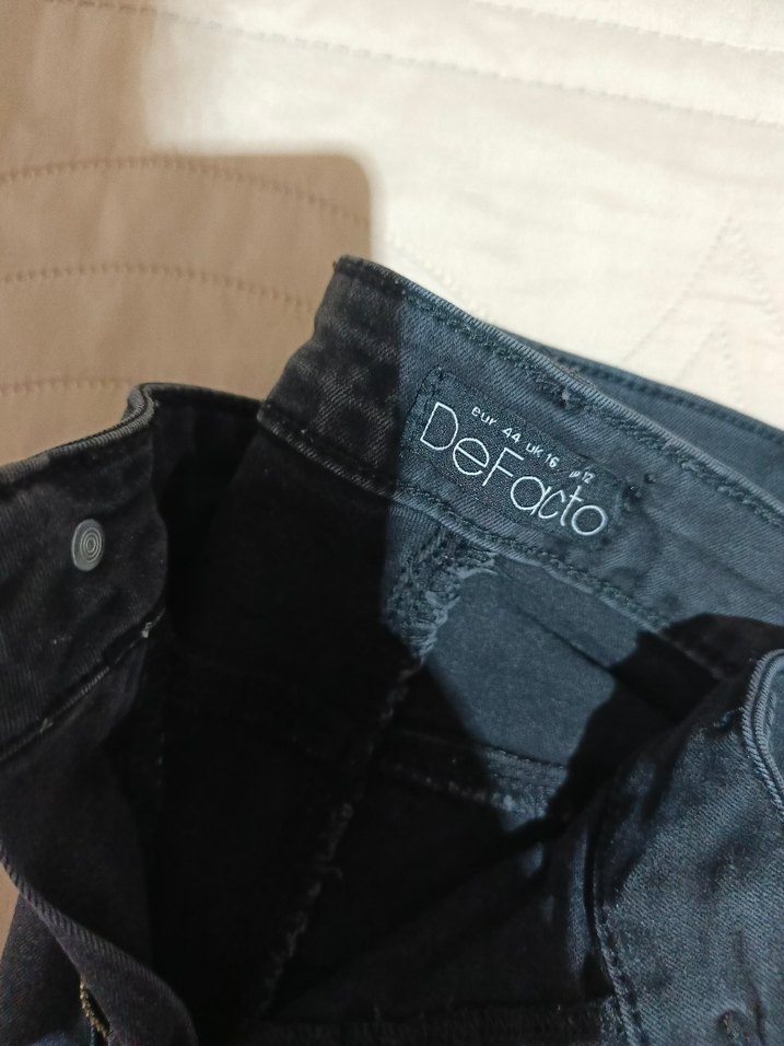 Siyah Dar Kesim Midi Kadın Kot Pantolon - Görsel 3