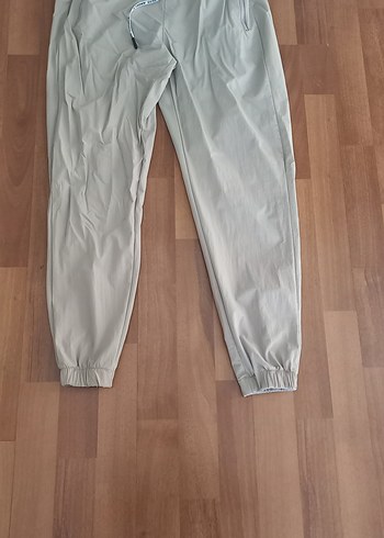 Bej Rahat Kesim Kadın Spor Pantolonu
