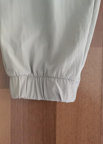 38 Beden Bej Rahat Kesim Kadın Spor Pantolonu