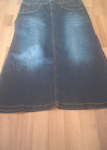 Parlak Lacivert Midi Denim Etek.40.42 bedene uygun