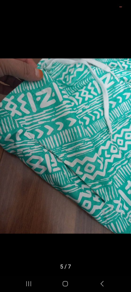 Turkuaz Desenli Bol Kesim Erkek Mayo Şortu - Görsel 5