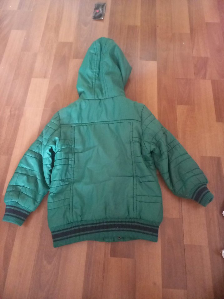 Düğmeli Kapüşonlu Erkek Çocuk Yeşil Mont - Görsel 2