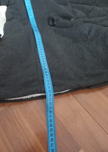 Kapüşonlu çift düğmeli içi kalın güzel kaban - Görsel 6