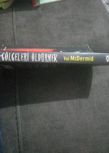 Gölgeleri Öldürmek - Val McDermid - Görsel 3