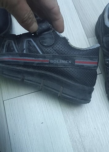 Vix Çocuk spor ayakkabı yırtığı söküğü yok 