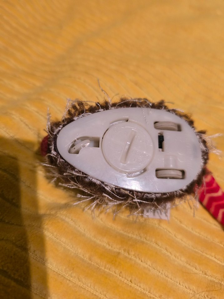 Kahverengi Tüylü pilli Oyuncak kedi - Görsel 2