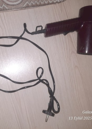 Beden Renk Bordo Grup Saç Kurutma Makinesi 1300W