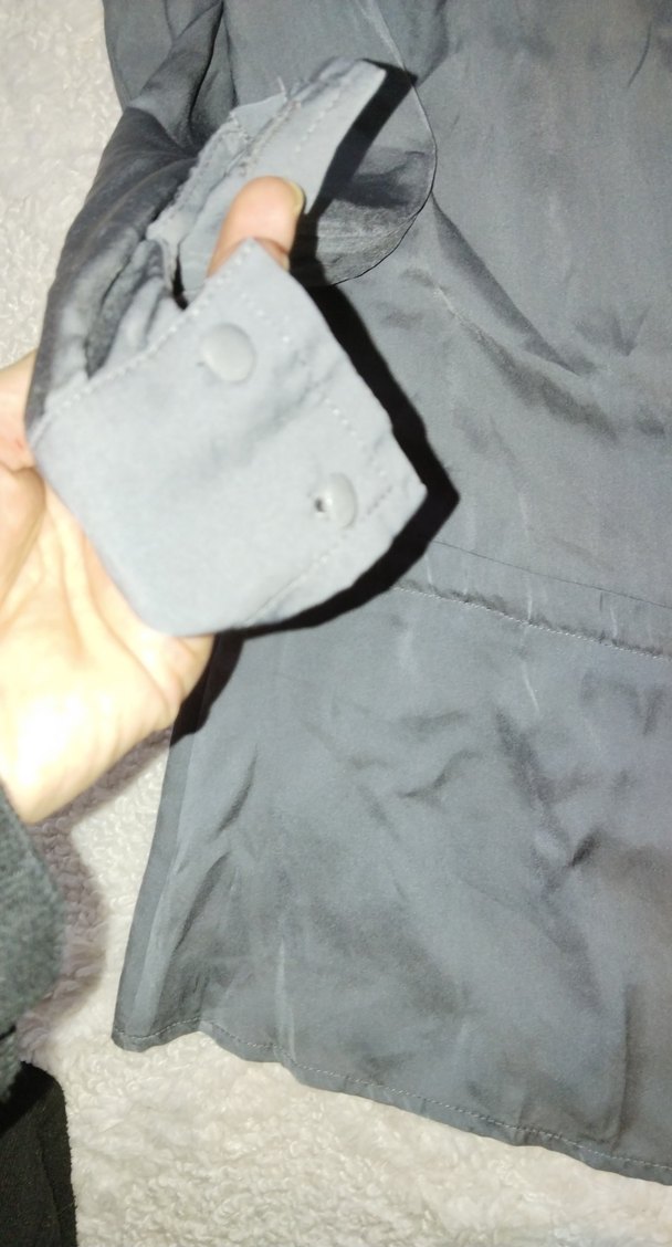 Düğmeli Uzun Kollu Gri  Bluz - Görsel 2