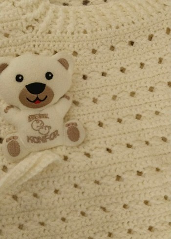 Nakışlı Beyaz Örgü Kız çocuk süveter - Görsel 4