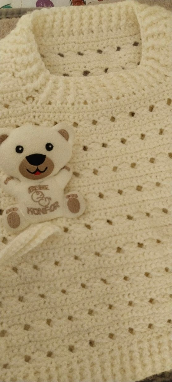 Nakışlı Beyaz Örgü Kız çocuk süveter - Görsel 4