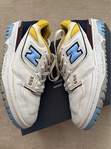 40 Beden çeşitli Renk New Balance 550