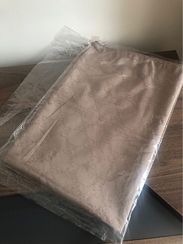 Gucci Şal