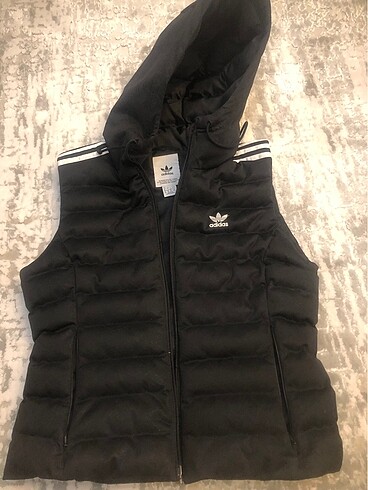 Adidas yelek