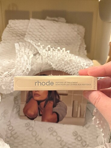 Rhode peptide lip treatment ????salted caramel????