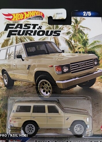 Hot Wheels Premium Fast and Furious Toyota Land Cruiser FJ60 