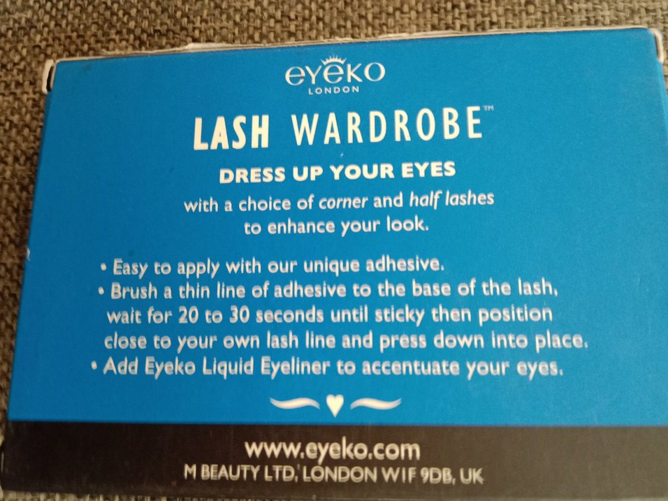 Bej Parlak Takma Kirpikler - Görsel 3