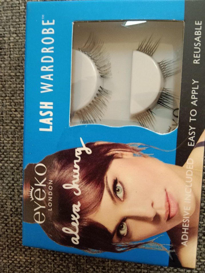 Bej Parlak Takma Kirpikler - Görsel 5