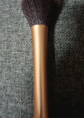 Bej ve Gri Makyaj Fırçası - Görsel 5