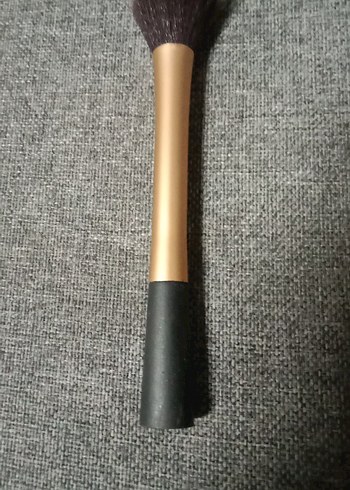 Bej ve Gri Makyaj Fırçası - Görsel 7