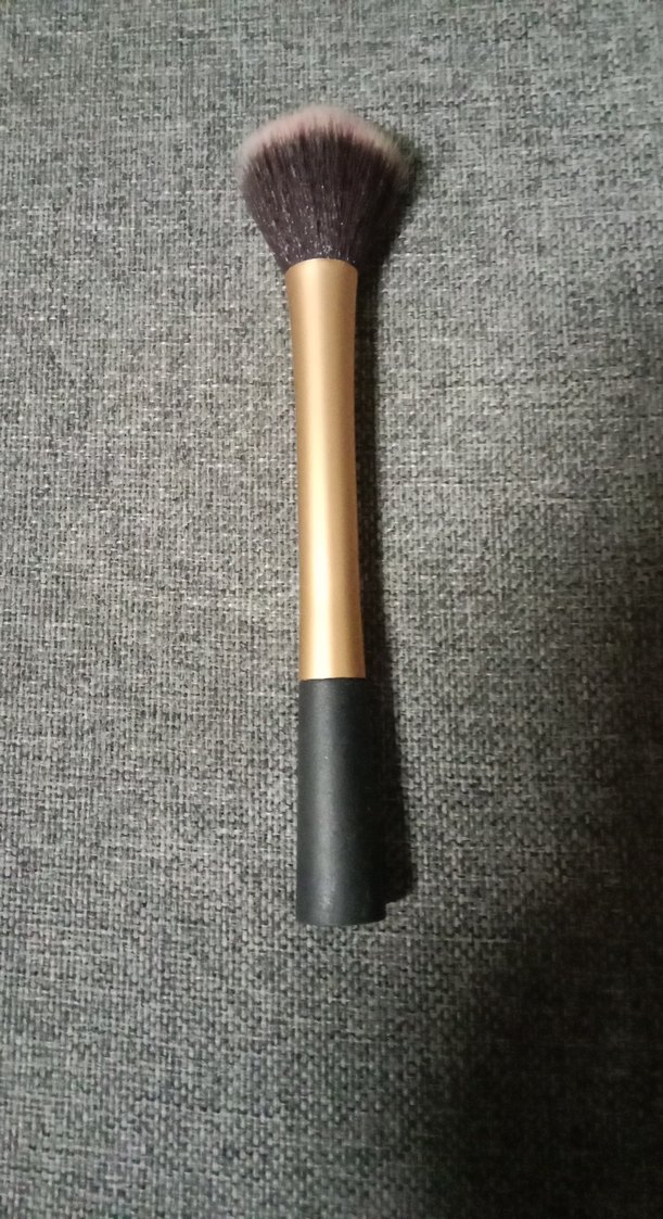 Bej ve Gri Makyaj Fırçası - Görsel 2
