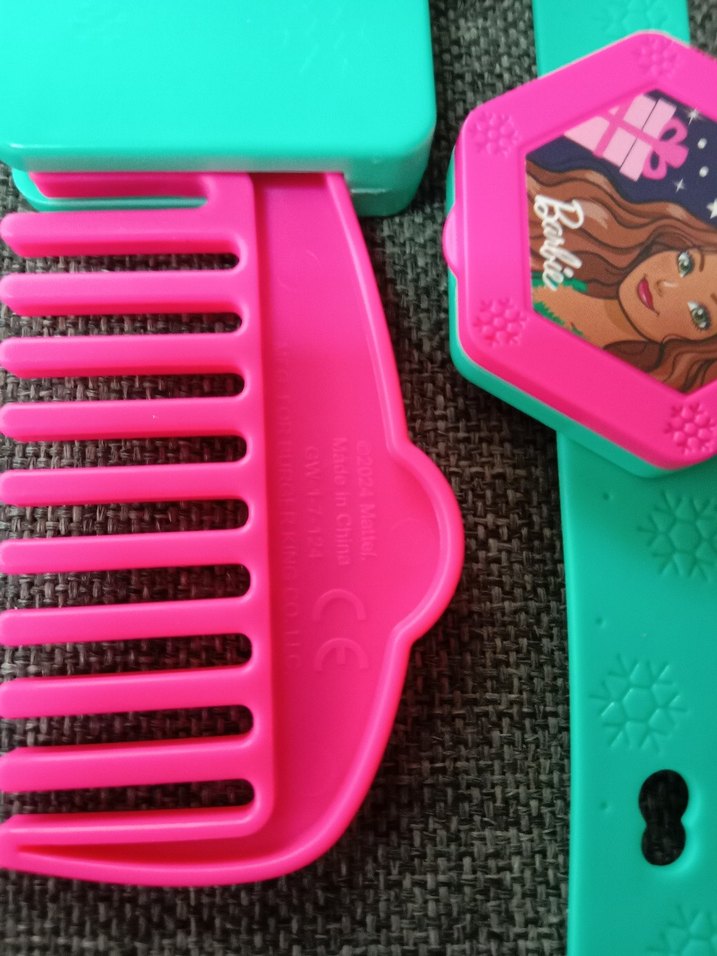 Renkli Barbie Desenli Çocuk kol saati ve tarak - Görsel 2