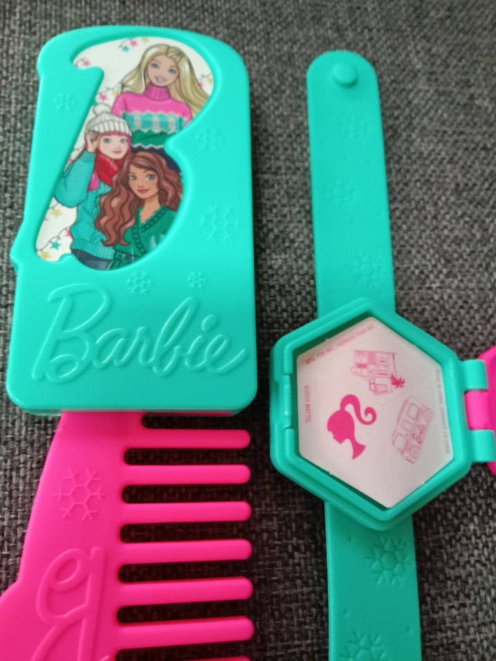 Renkli Barbie Desenli Çocuk kol saati ve tarak - Görsel 3