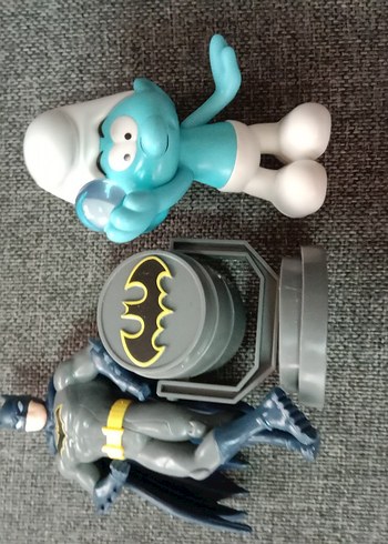 Beden Gri Batman ve Şirinler Figürleri 2 adet