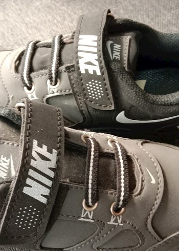 29 Beden Nike Erkek Çocuk 29 Gri bağcıklı Velcro Bantlı