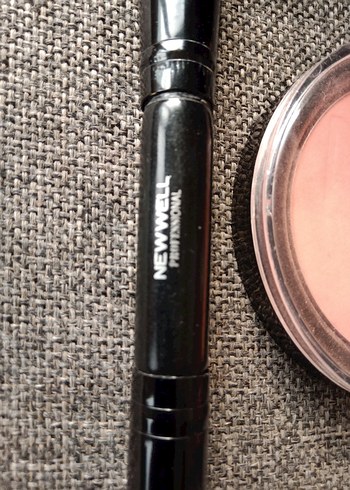 Camel Renkli Makyaj Fırçası ve Note Flawless Allık fırça seti - Görsel 6