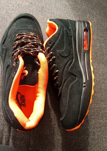 36 Beden Nike Turuncu Siyah 36 nm Kadın Spor Ayakkabı